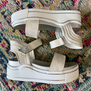 MIA Haukea White Comet Sandal