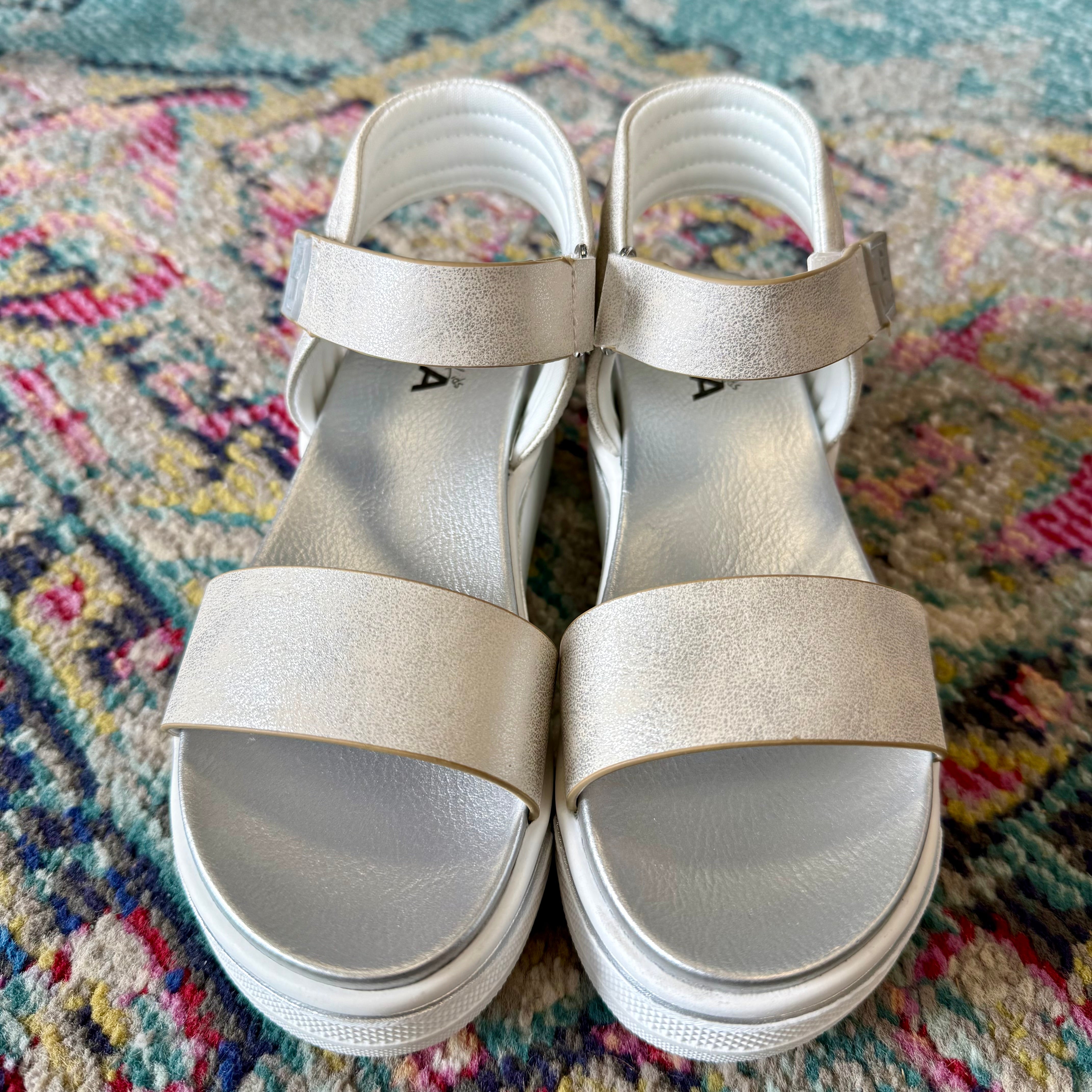MIA Haukea White Comet Sandal