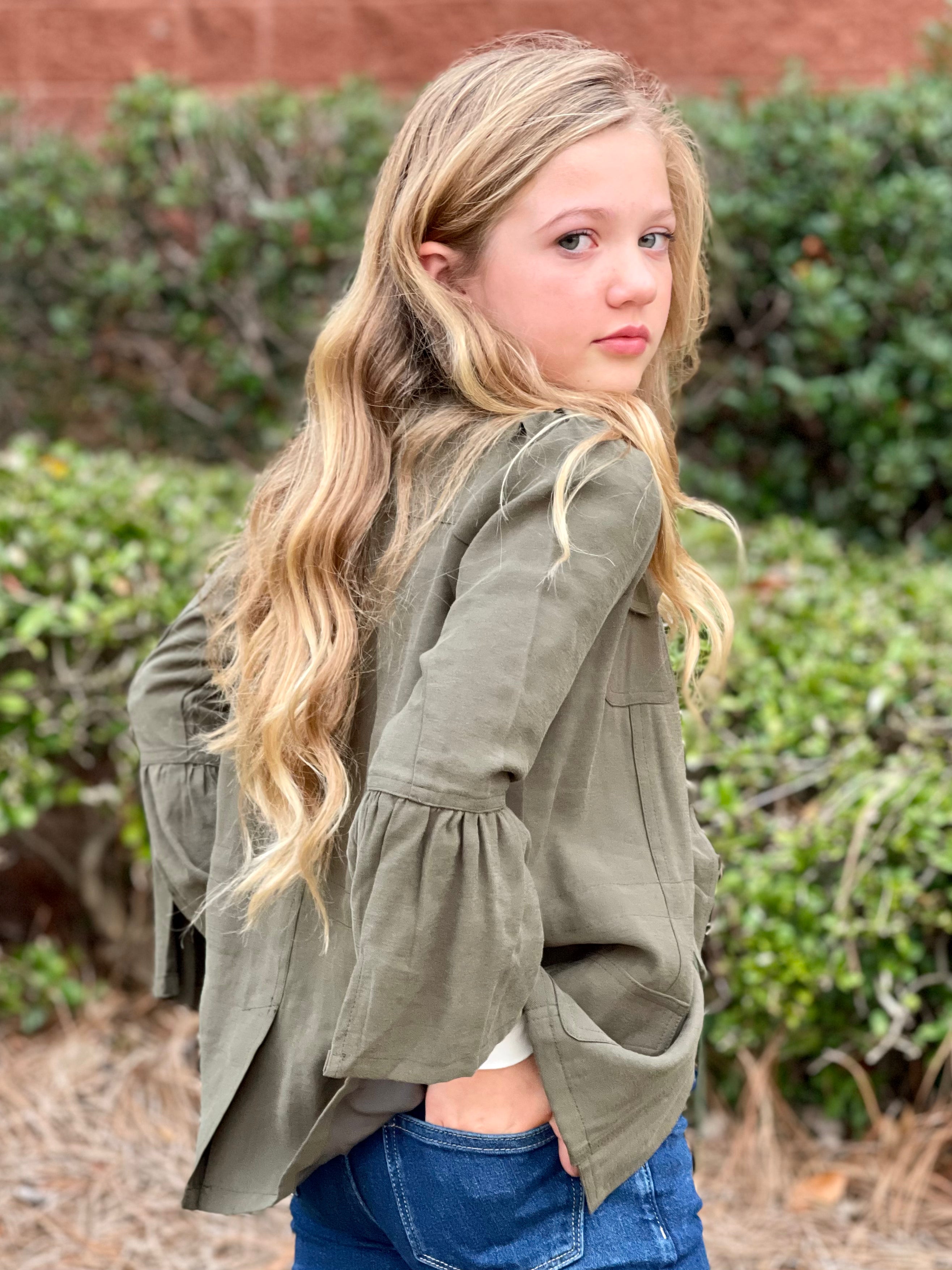 Lightweight Ruffle Jacket