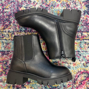 Virginia Black Boot