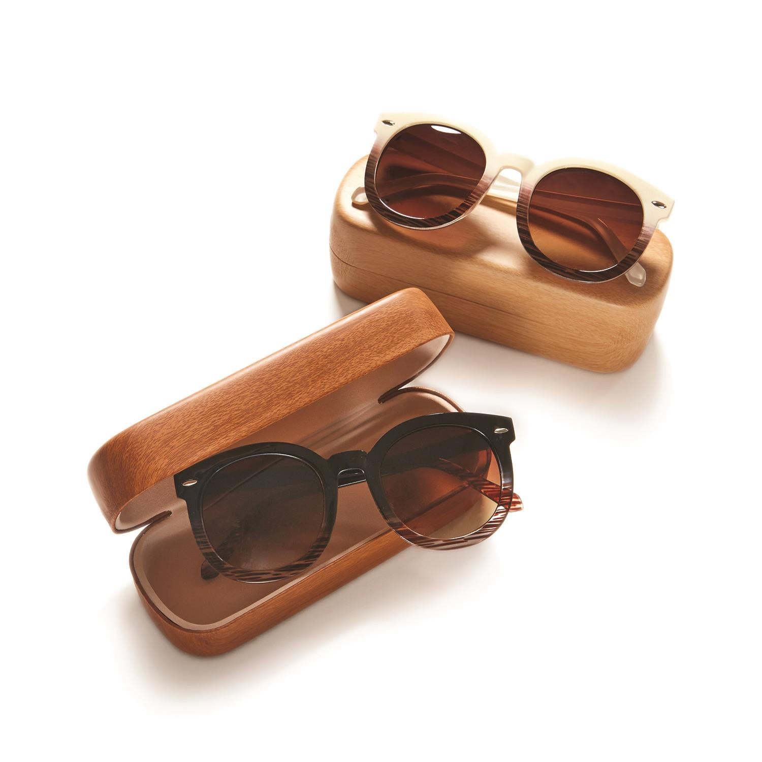 Gradients Frame Sunglasses with Case