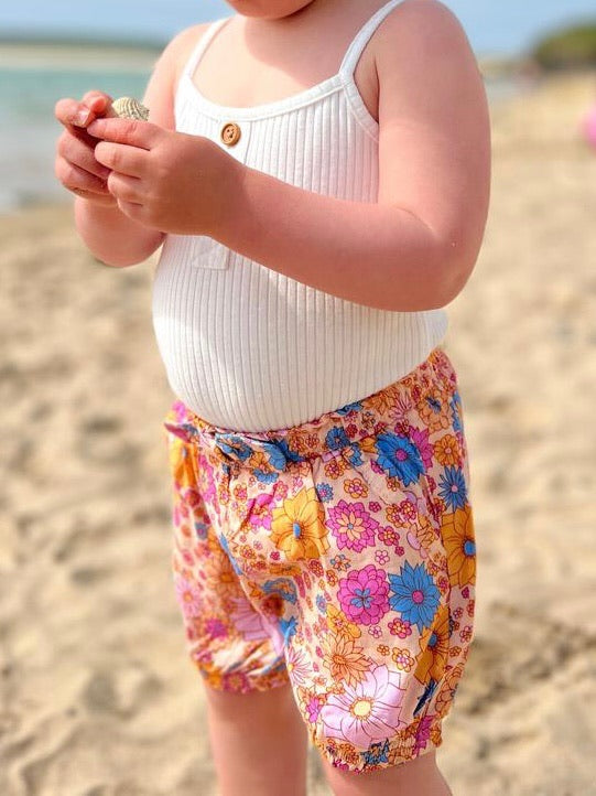 Vignette Lucy Peach Retro Floral Shorts